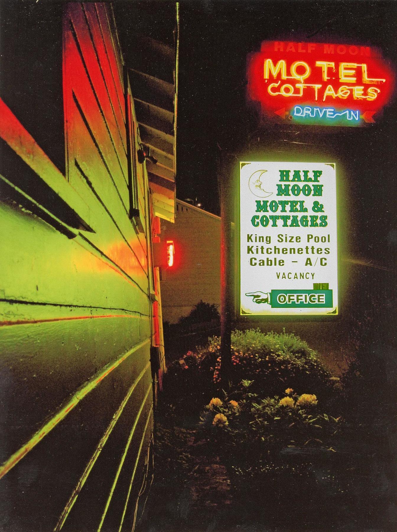 Half Moon Motel & Cottages Вейрс-Бич Экстерьер фото